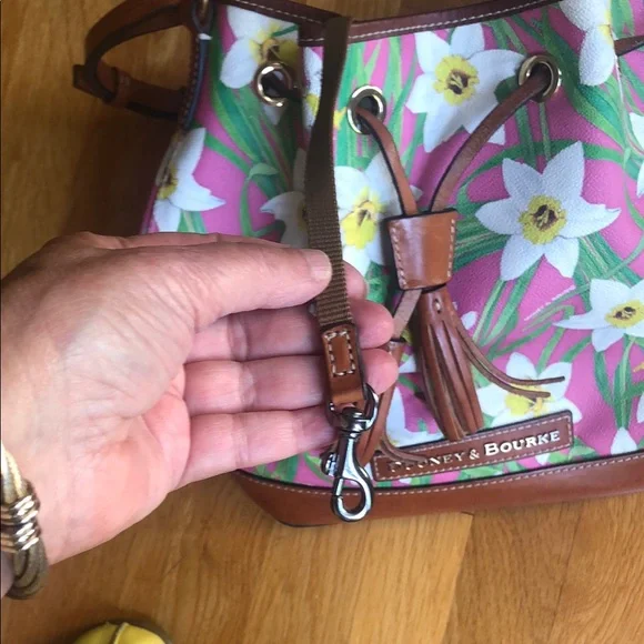 Dooney & Bourke Pink Floral Shoulder Bag - Picture 7 of 15